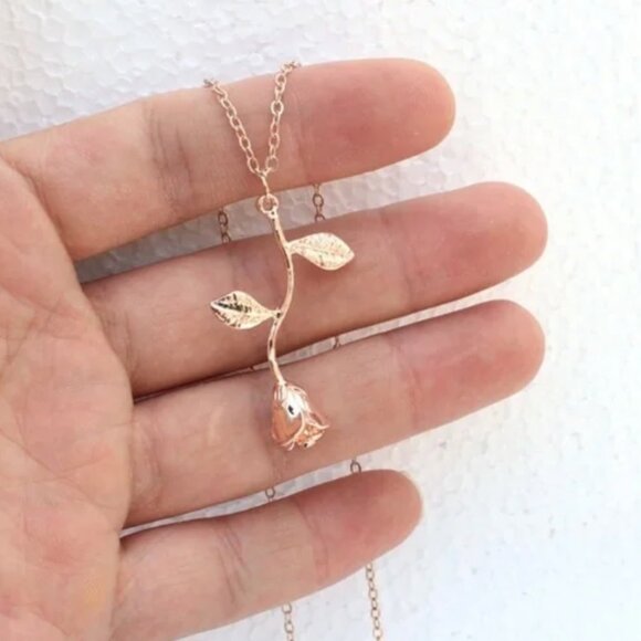 "Beauty & the Beast" Minimalist Cute Rose Necklace - Picture 9 of 9